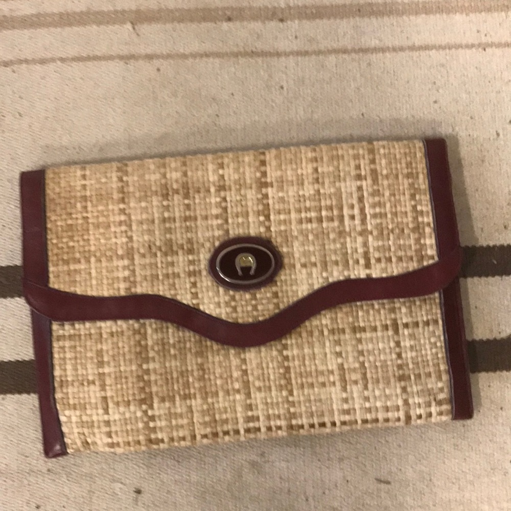 Vintage Etienne Aigner clutch
